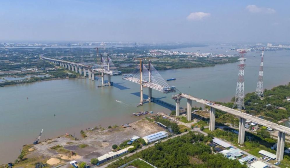 Cầu Phước Khánh trên cao tốc Bến Lức - Long Thành